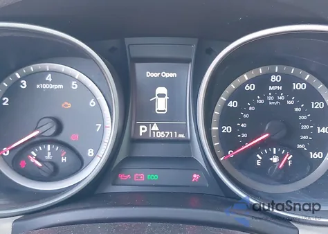 2016 Hyundai Santa Fe Sport 2.4L из США, поврежденный, VIN 5XYZUDLB2GG373965